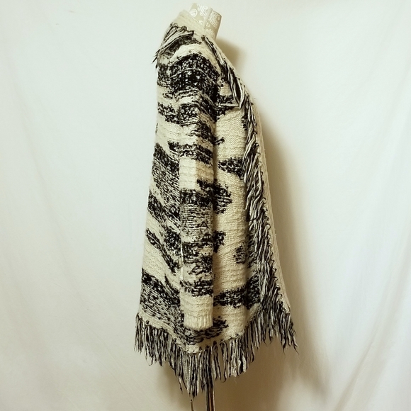 LAmade Lucy Black Fringe Blanket Cardigan Sz O/S - Picture 4 of 8